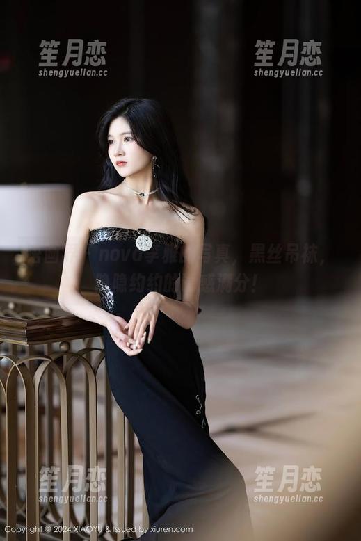 语画界 - nova李雅的写真，黑丝吊袜，隐隐约约的诱惑满分！