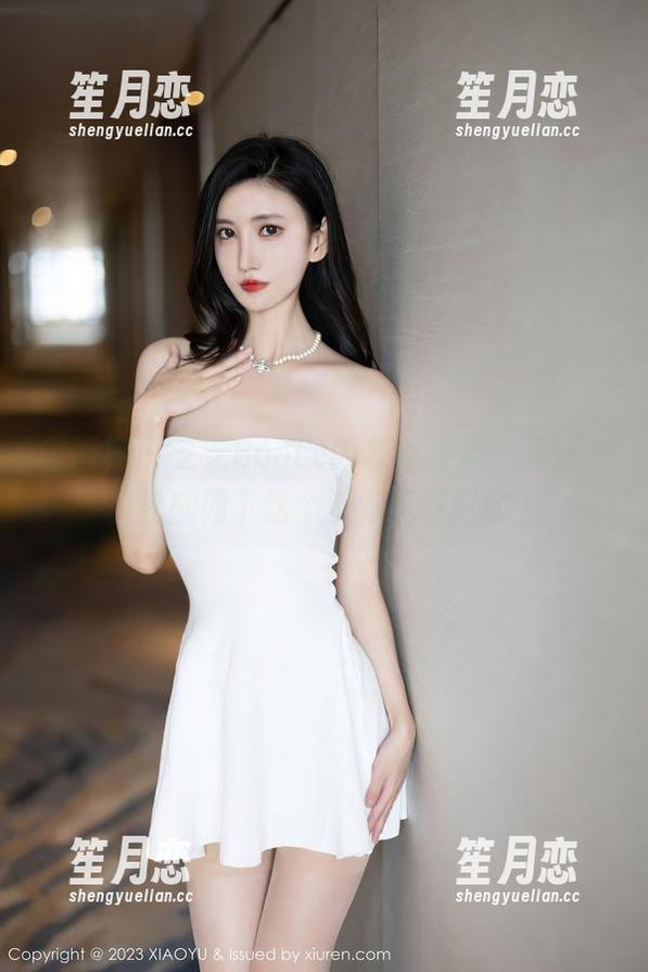 语画界 - 芝芝Booty的灰丝合集，轻轻松松翻阅下这个资源怪好玩的