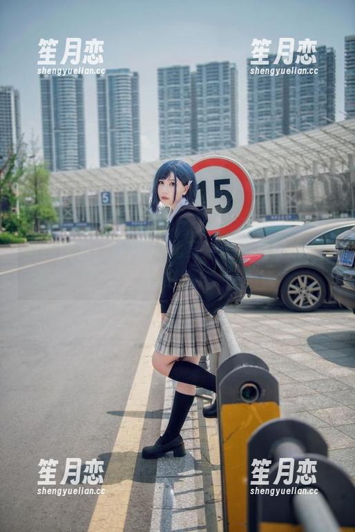 有种魔力，逐月Su化身护士，只想说：cos必入！