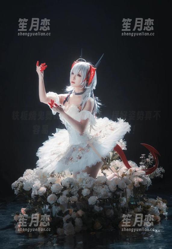 铁板烧鬼舞w 铁板烧鬼舞w的红裙写真,摆好姿势真不容易,她就是有这样的态度!