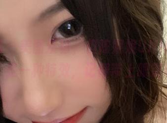 微密圈 – 美图没错，但陈妮妮UNI的“温柔”是一种特效，记得带上眼镜哦。