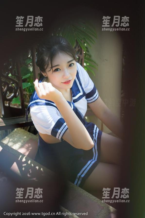 青豆客 - 在线空姐合集：施忆佳的空中游乐场！