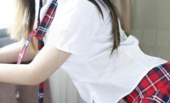 青豆客 – 从病房到拍照：王明明的护士写真，分享别样风格的趣味！