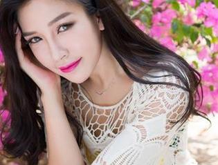 魅妍社 – 在泳池边的SISY思，图集里的水的低语