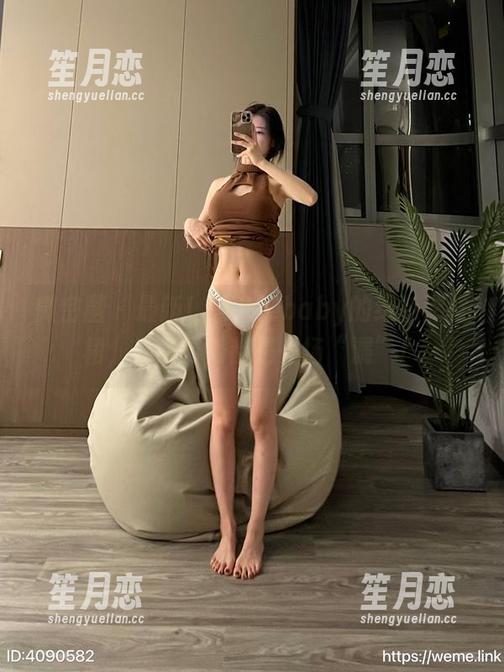 黎允熙baby 微密圈 - 最新!黎允熙baby的绿色漏背裙,果然时尚都是一场“漏”!